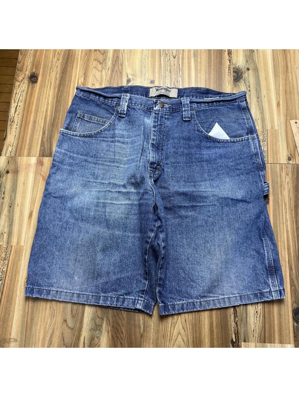 Wrangler Men's Blue and Navy Shorts
